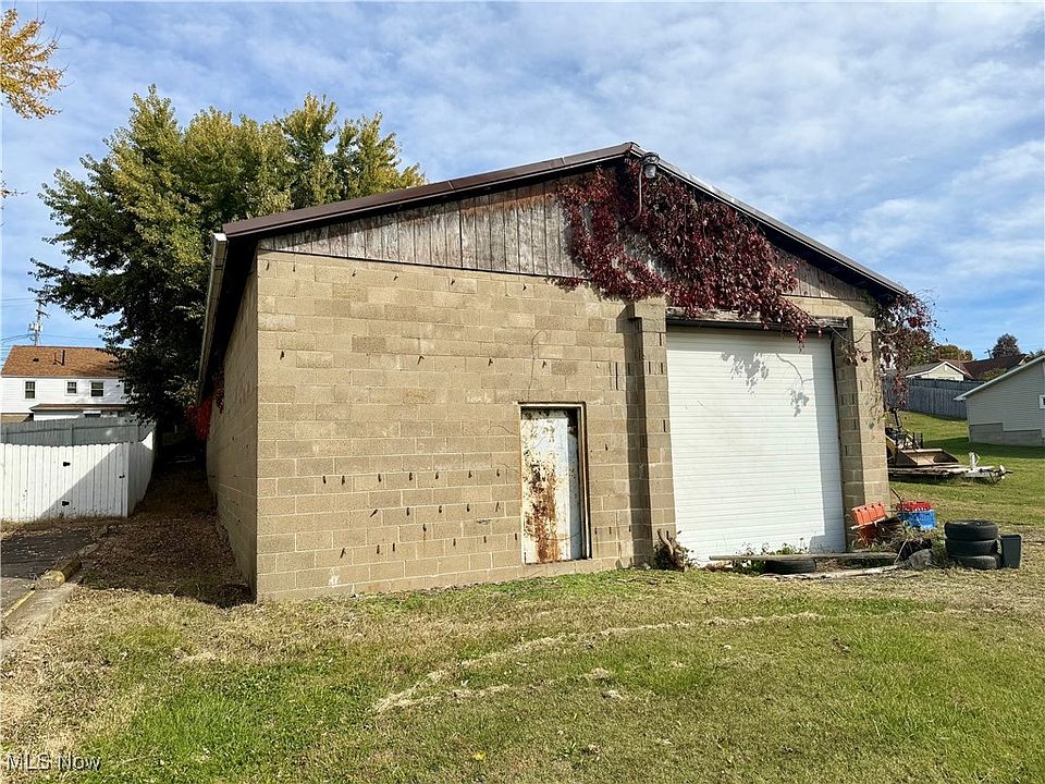 2nd image of 510 23rd St