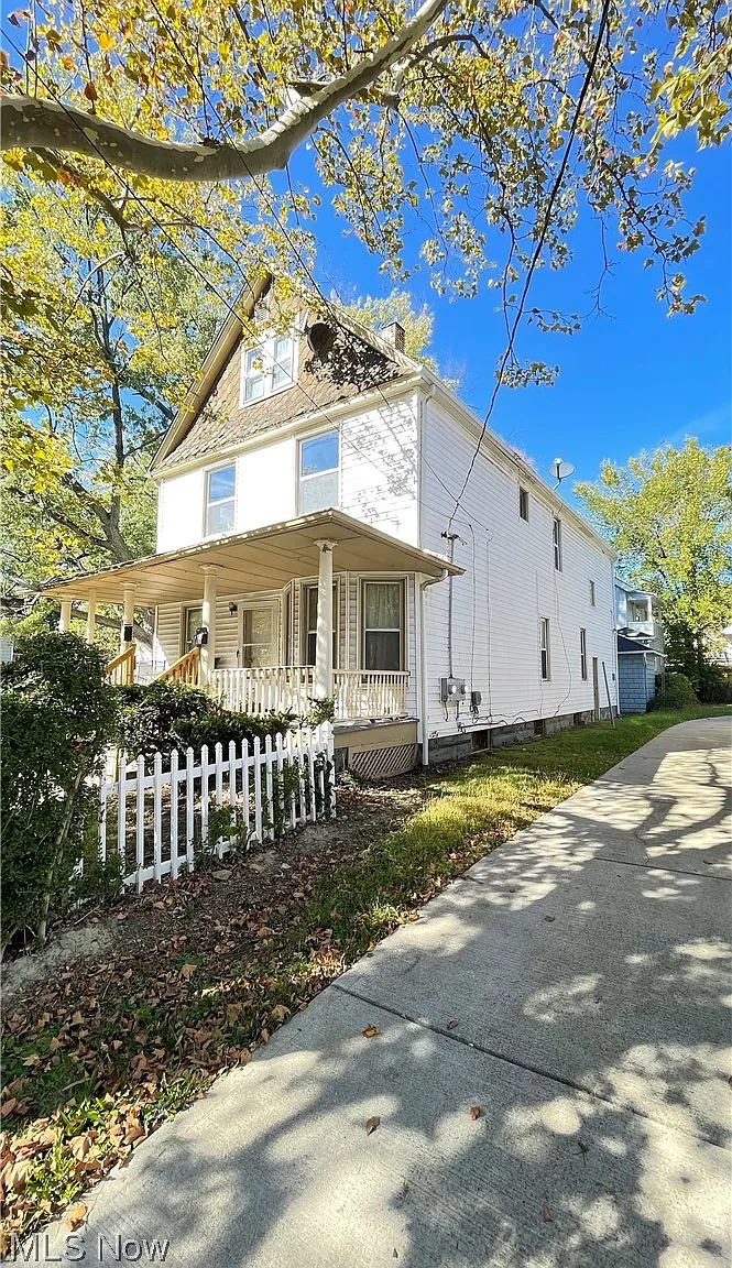 3 bed, $1,000 — Photo 2