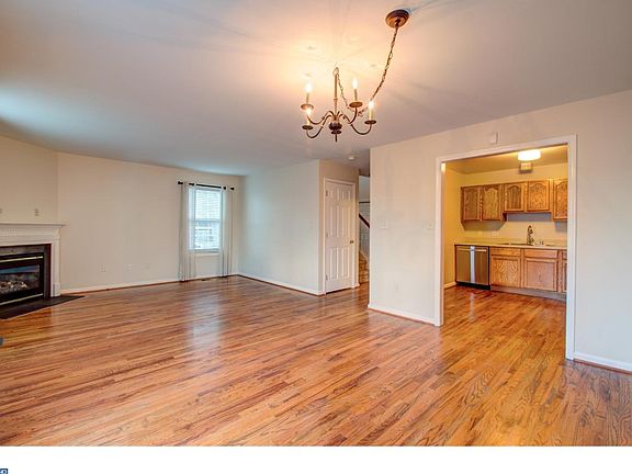 5th image of 2 Brier Ave