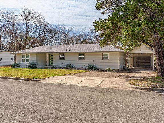 3rd image of 4600 Cedar Mountain Dr