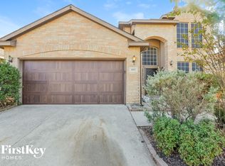 4812 Barnhill Ln, Fort Worth, TX 76135