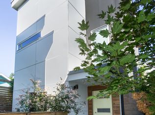 328 NW 41st St #1-B-1, Seattle, WA 98107