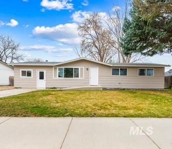456 N School Ave, Kuna, ID, 83634