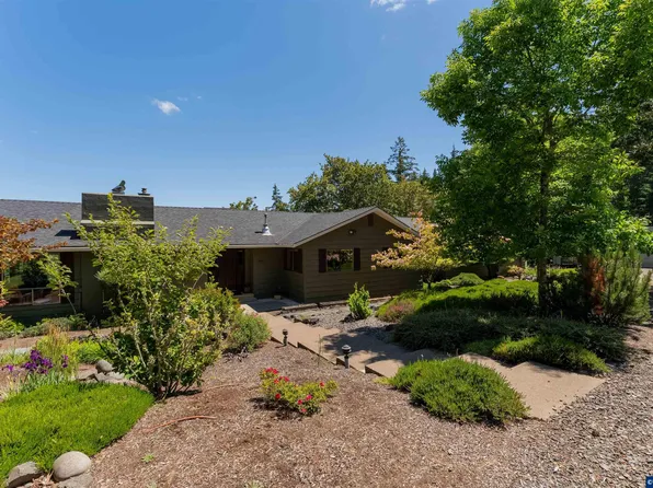 33941 Marys River Estates Rd, Philomath, OR 97370