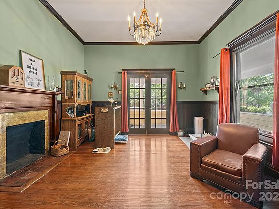 12th image of this home