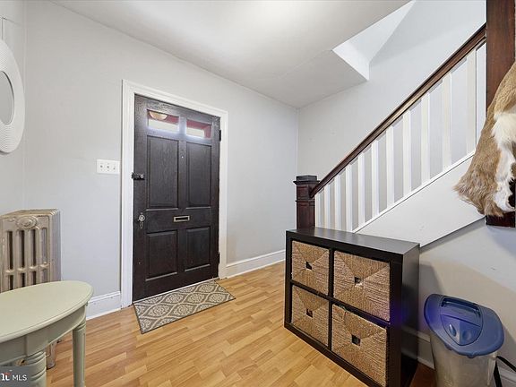 3rd image of 10 W Wilson Blvd