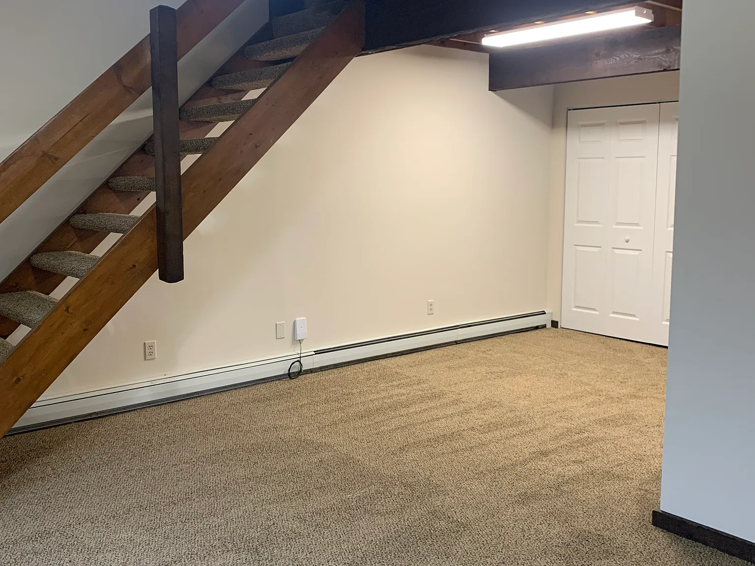 1 bed, 1.5 bath, $900 — Photo 4
