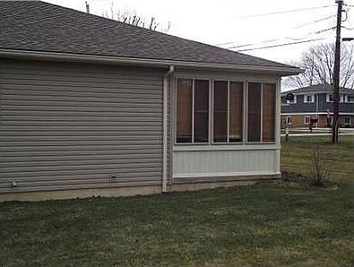 2nd image of 40 Crestview Dr Unit 11