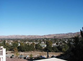 1380 Hidden Ranch Dr, Simi Valley, CA 93063