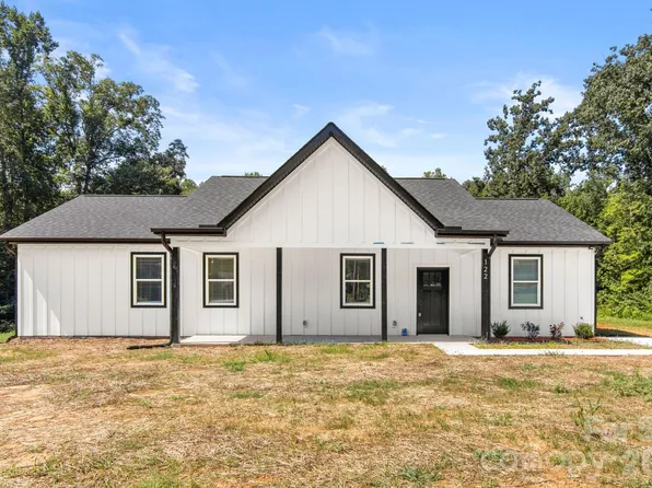 122 Pinecrest Dr, Shelby, NC 28152