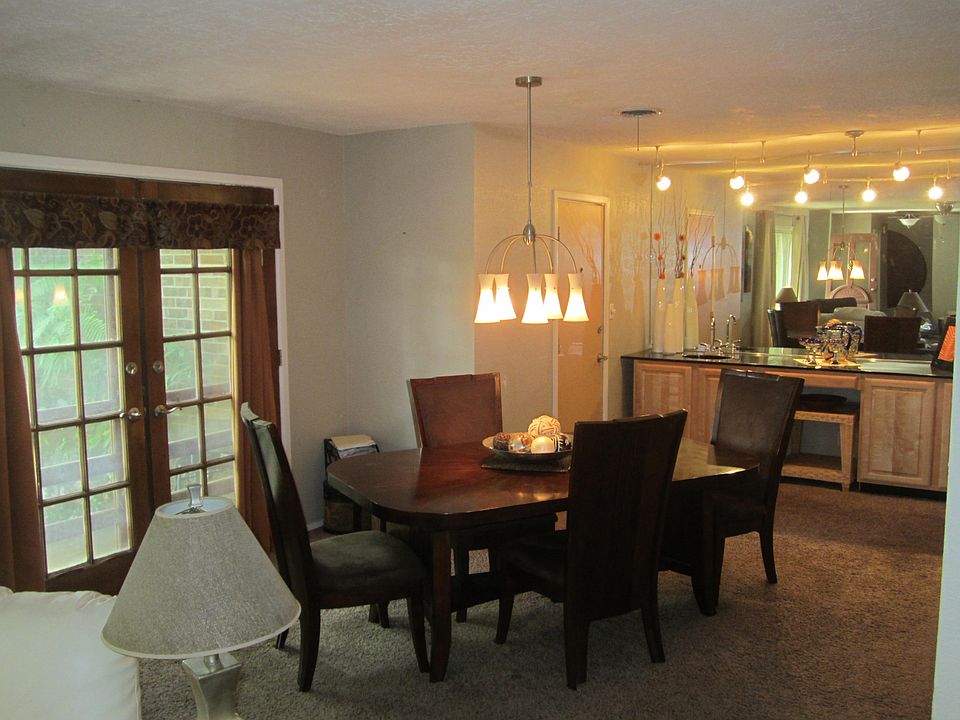 1st image of 117 Yucca Dr