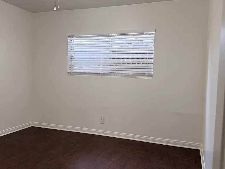 4219 Marine Ave #1/2 — Photo 4