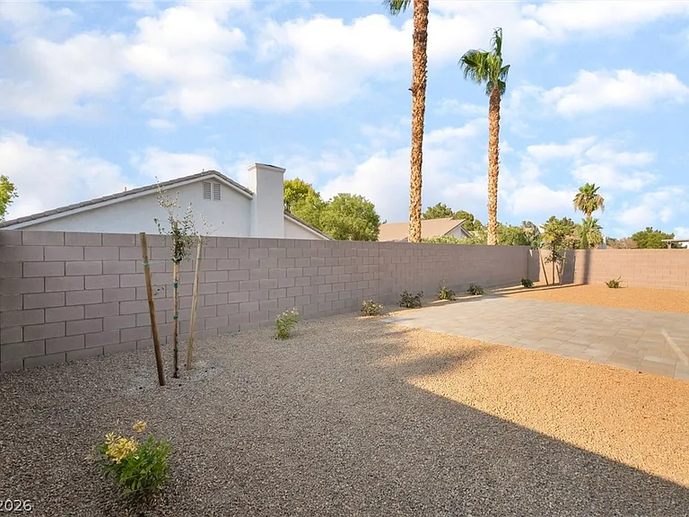 4136 Paragon Crest Ct — Photo 38