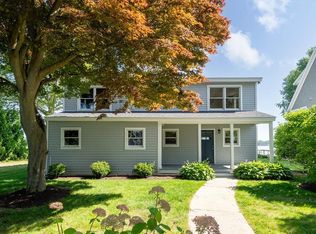 27 Wentworth Ter, Dover, NH 03820