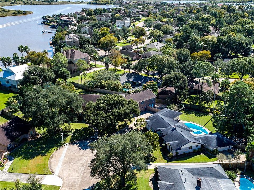 1st image of 18514 Vinland Dr