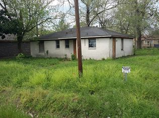 7525 Weyburn St, Houston, TX 77028