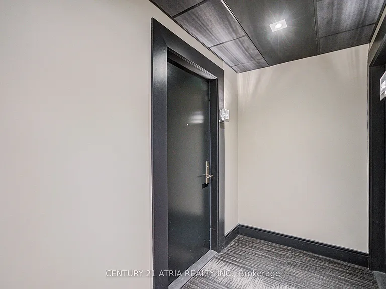 290 Adelaide St W #2404 — Photo 6