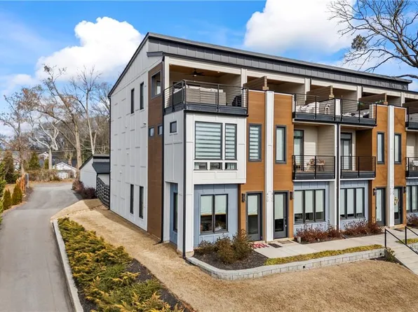 430 Forrest Ave, Gainesville, GA 30501