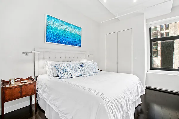 Sold by Compass | media 6