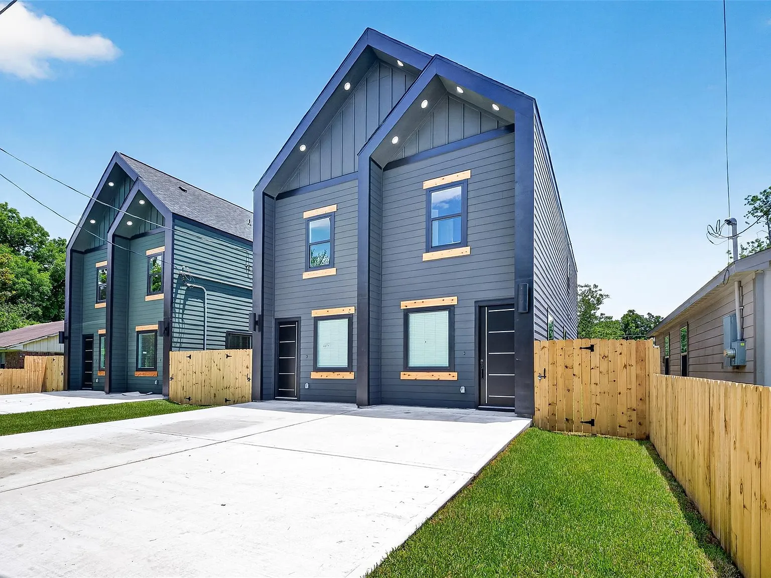 3 bed, 2.5 bath, 2664 sqft, $1,850 — Photo 2