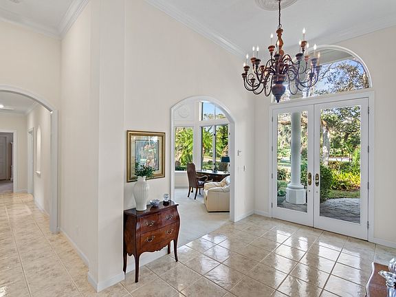 3rd image of 30 Laguna Ct