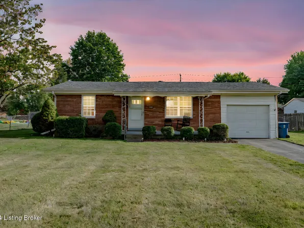 1593 Greenland Park Cir, Shelbyville, KY 40065