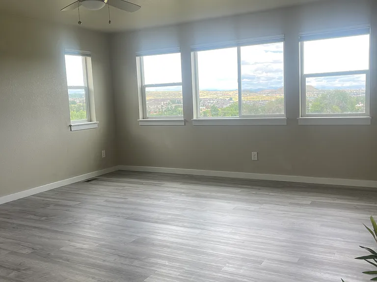 1637 Valley Oak Ct — Photo 23