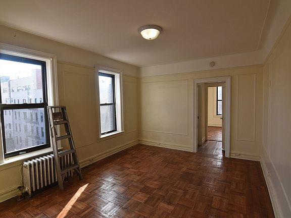 5th image of 1142 42nd St APT 4C