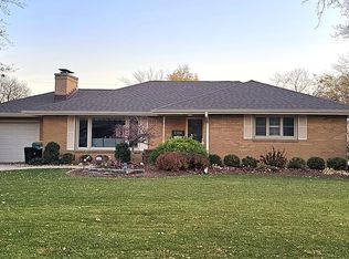 1304 Sherwood Pl, Joliet, IL 60435
