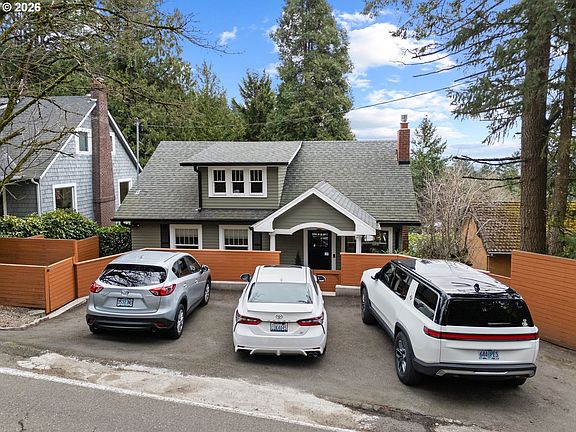 3rd image of 3708 SW Patton Rd