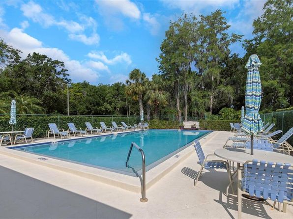 200 Pinewinds Blvd, Oldsmar, FL 34677
