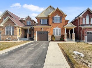 37 Bloom Dr, Brampton, ON L6P 3C3