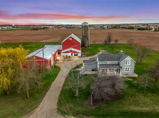 W3665 Faro Springs Rd, Hilbert, WI 54129