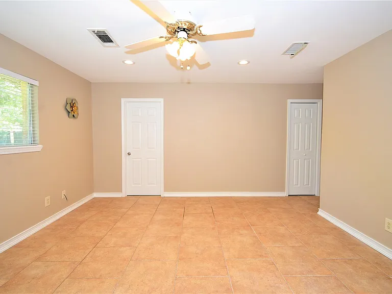 6011 Arboles Dr — Photo 28