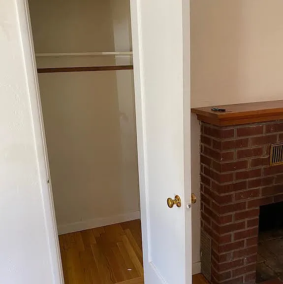 1042 Winchester Ave — Photo 20