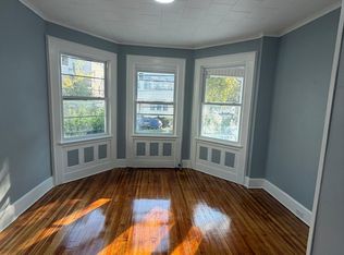 7 Laurel Pl #1, Newark, NJ 07106
