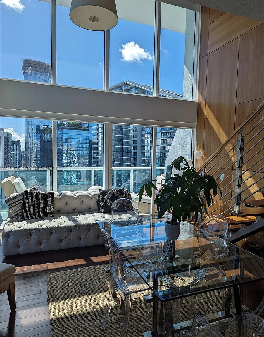 Brickell On The River S T — Photo 4