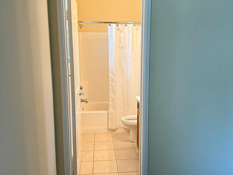 2903 W Edinger Ave — Photo 10