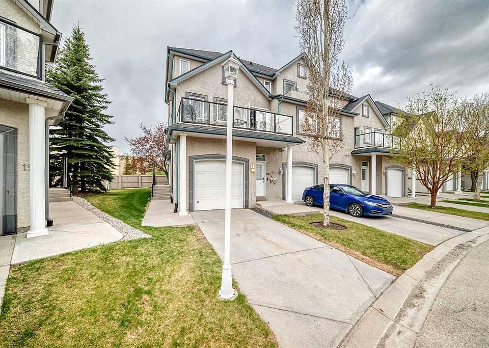 1st image of 156 E Simcoe Pl SW