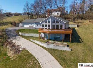 430 S 15th St, Fort Calhoun, NE 68023