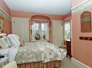 2500 Peconic Ln, Peconic, NY 11958