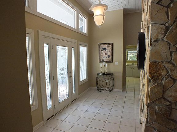 4th image of 613 Birkdale Cir