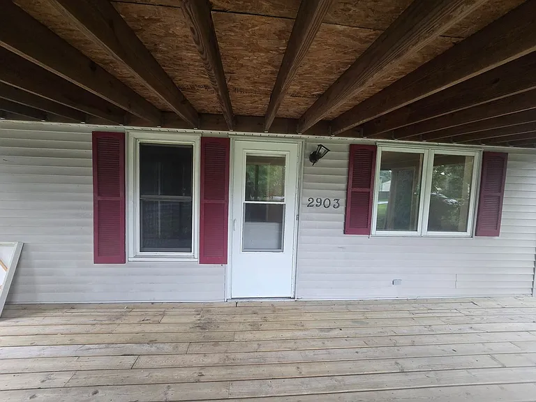 2903 W John St — Photo 5