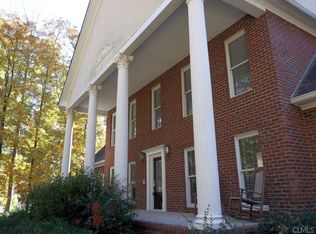 1047 Overlook Dr, Bogart, GA 30622