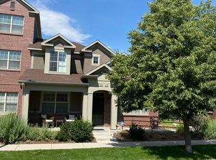 755 N Roslyn St UNIT 18, Denver, CO 80230