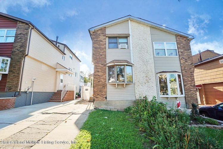 1st image of 24 Hewitt Ave
