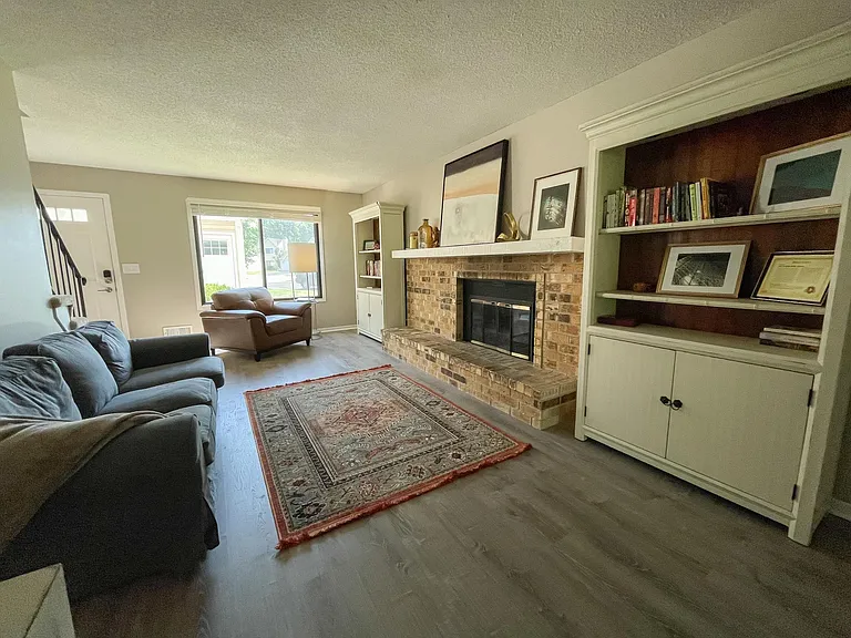 4545 Orchid Cir — Photo 12