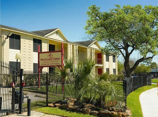 3633 N Macgregor Way #15, Houston, TX 77004