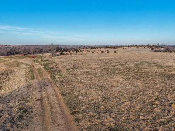 5th image of T4 Lone Chimney Rd