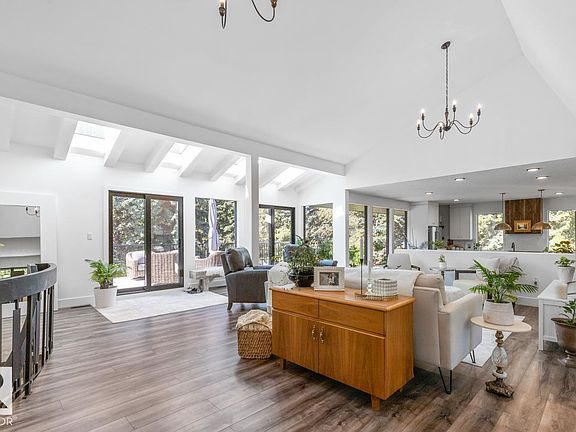 4th image of 52349 Range Rd #233-241